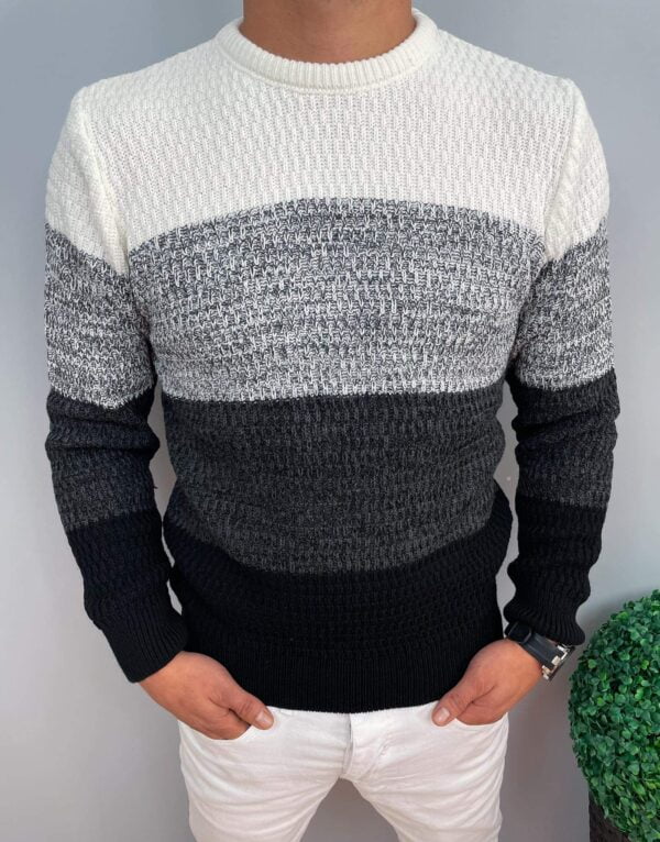 Czterokolorowy sweter męski