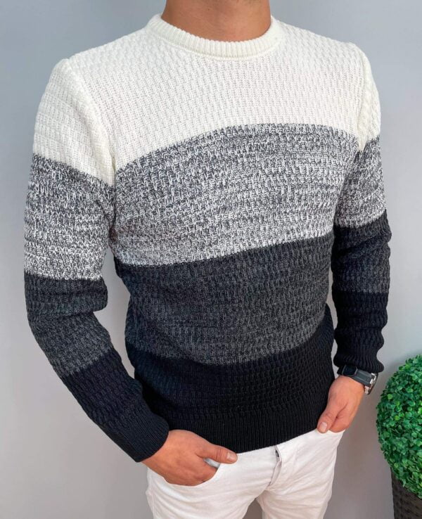 Czterokolorowy sweter męski