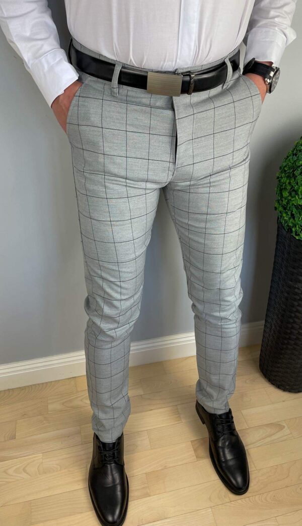Szare materiałowe męskie spodnie w kratę slim fit