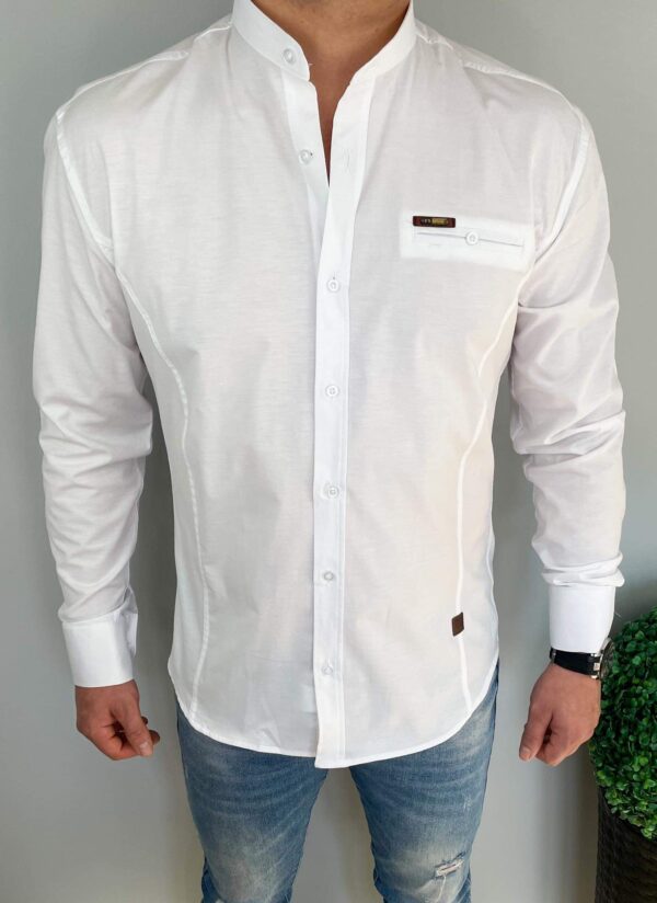 Biała koszula ze stójką slim fit z ozdobną kieszonką